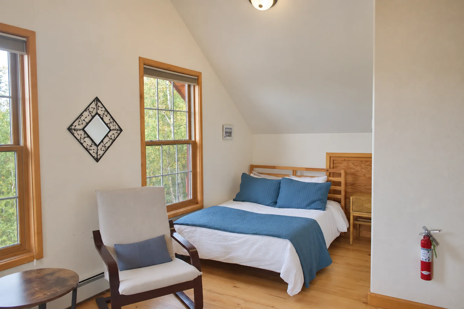 Second queen bed in Mt. Hunter Room